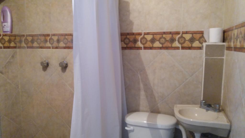 Hostal Avante 托卢卡 外观 照片