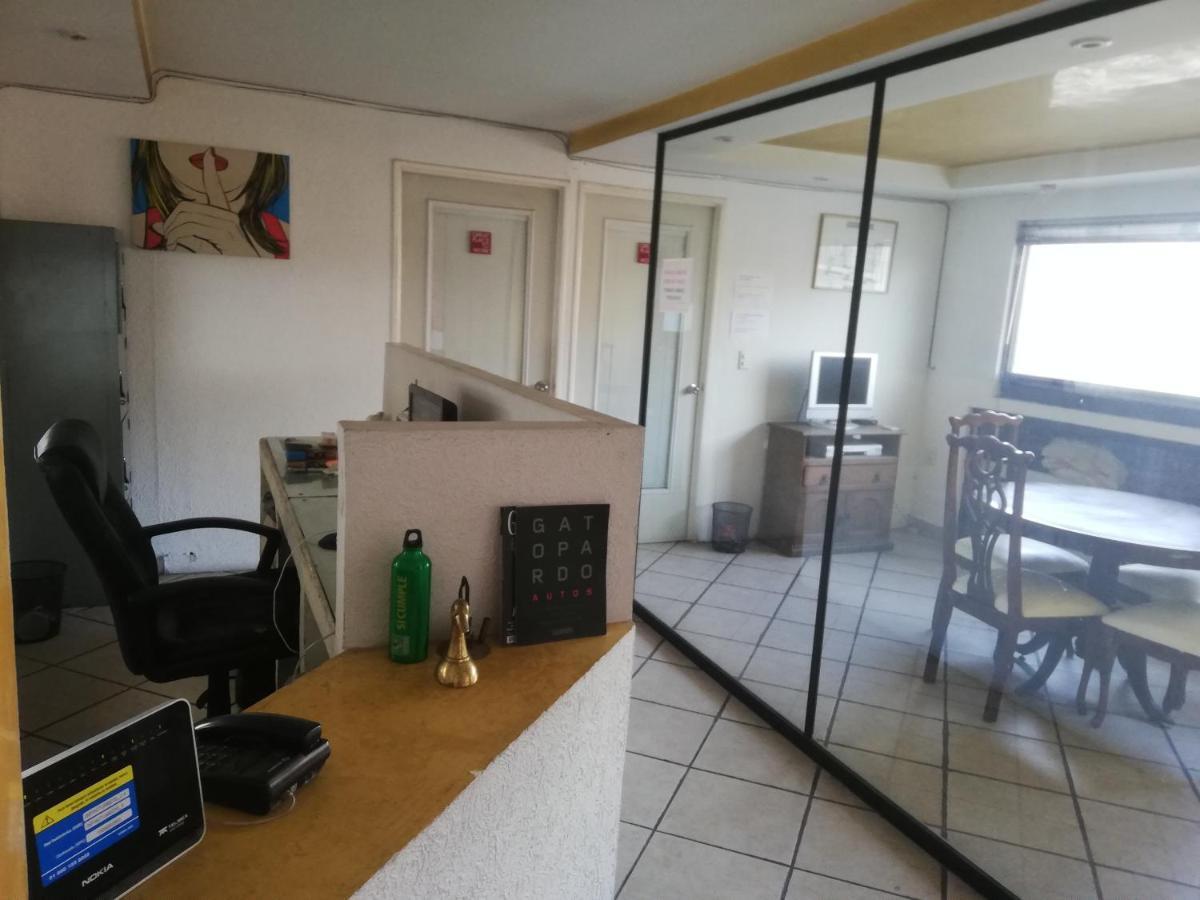 Hostal Avante 托卢卡 外观 照片